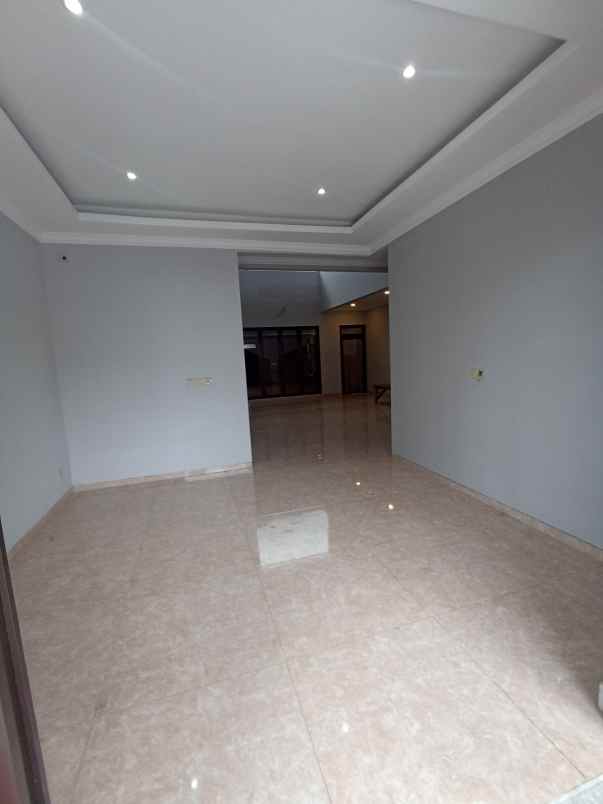 dijual rumah manyar kertoadi