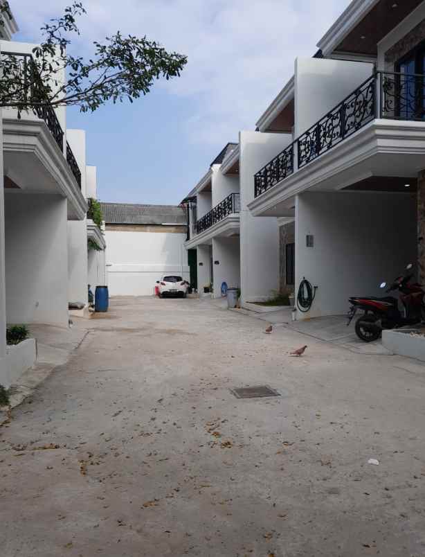 dijual rumah mbv ext