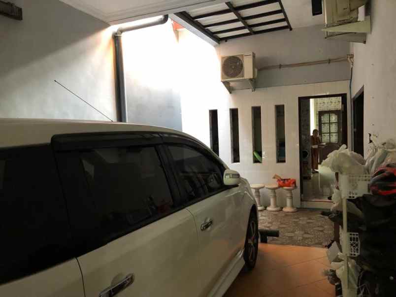 dijual rumah medokan asri