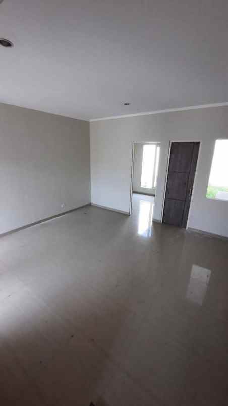 dijual rumah medokan asri