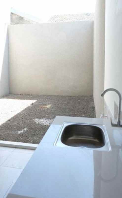 dijual rumah medokan asri