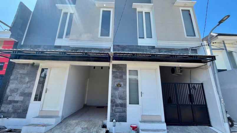 dijual rumah medokan ayu dekat merr tol upn