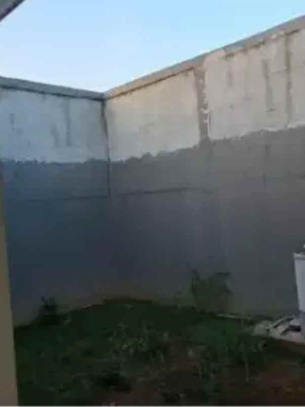 dijual rumah meruyung limo depok