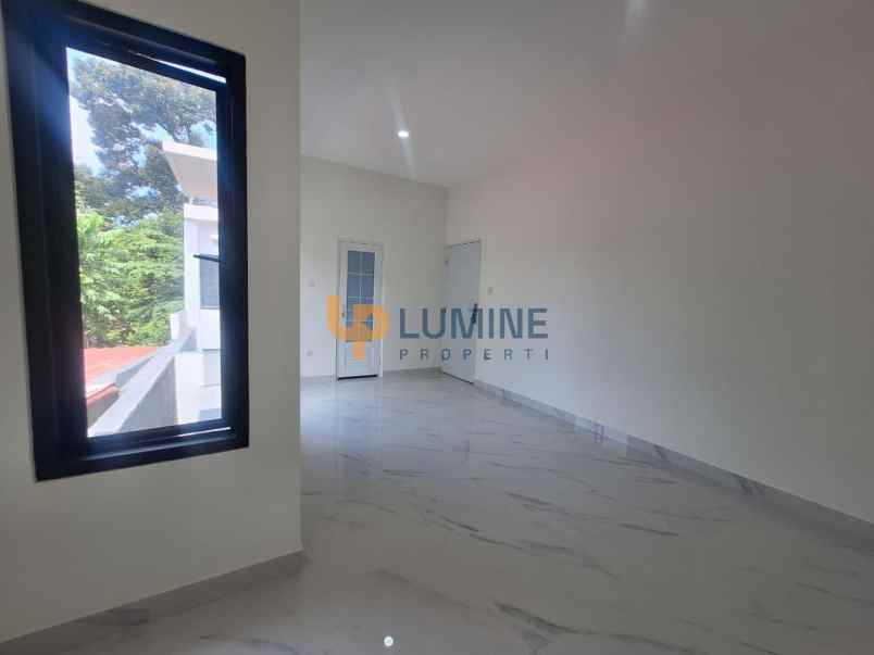 dijual rumah minomartani