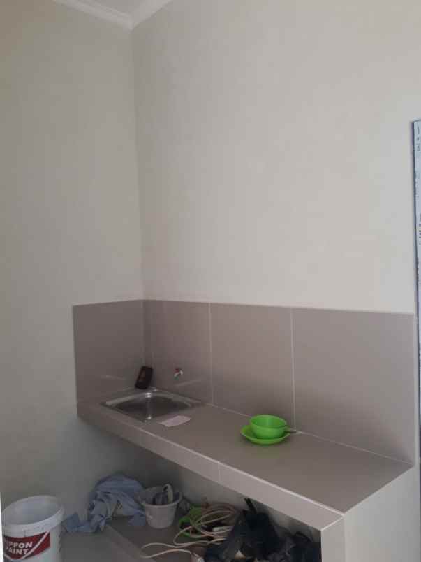 dijual rumah padurenan kec mustika jaya