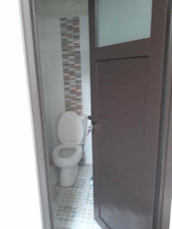 dijual rumah padurenan kec mustika jaya