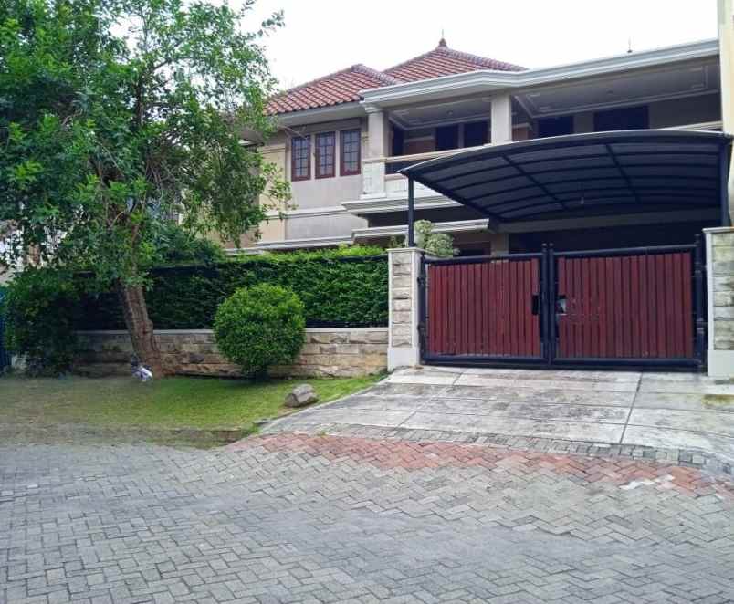 dijual rumah pakuwon city villa riviera