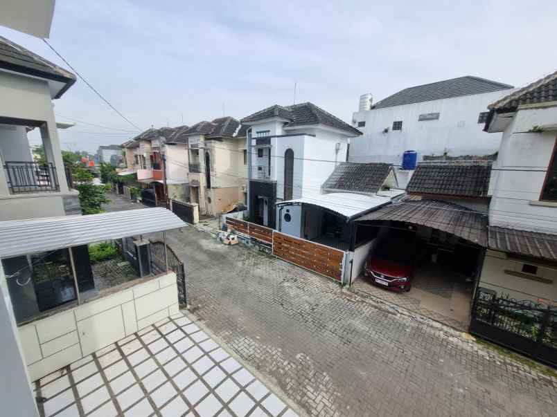 dijual rumah palagan km 8