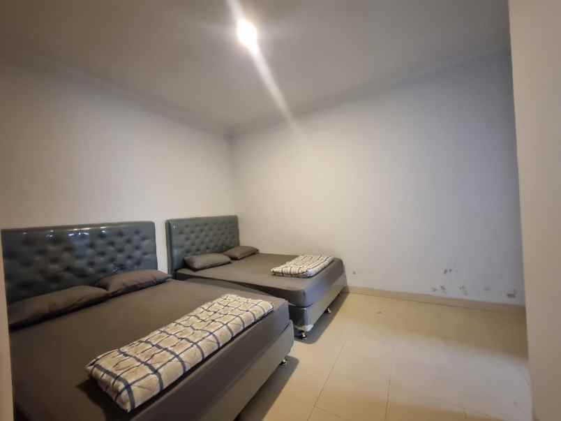 dijual rumah palagan km 8