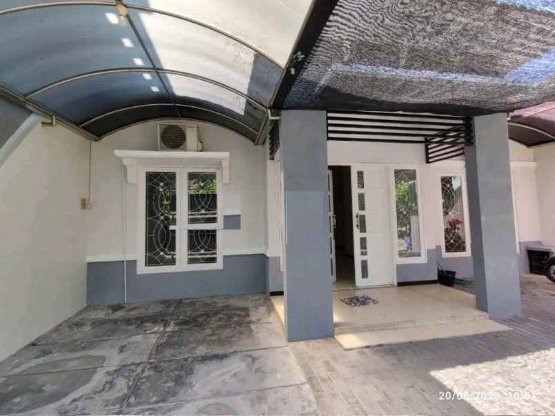 dijual rumah palm spring regency