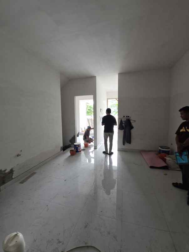 dijual rumah panjang jiwo permai