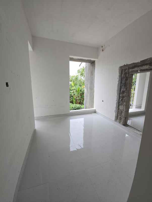 dijual rumah panjang jiwo permai