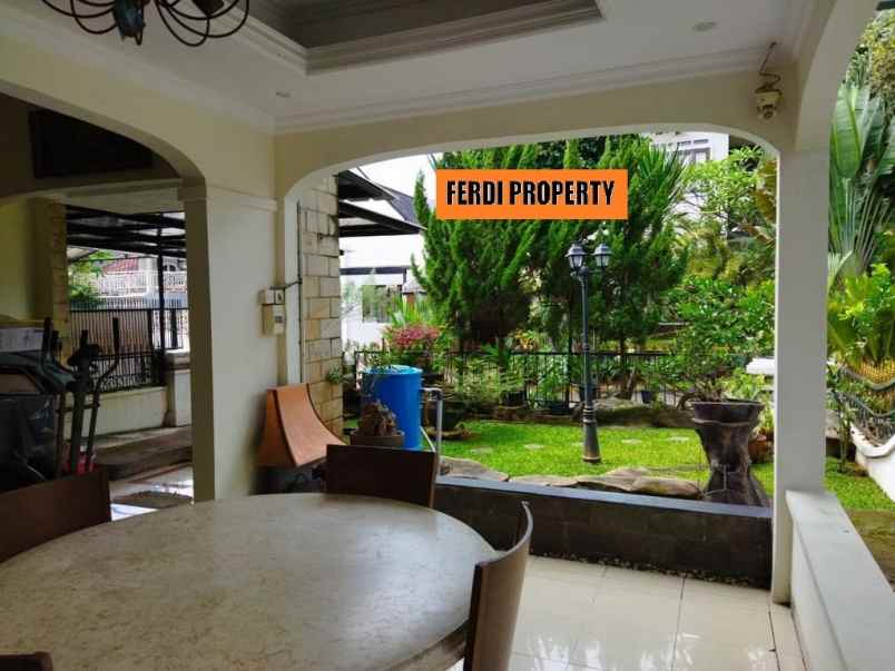dijual rumah perumahan citra gran cibubur