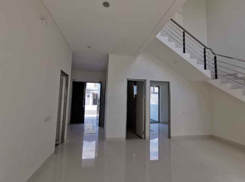 dijual rumah perumahan greenland gresik