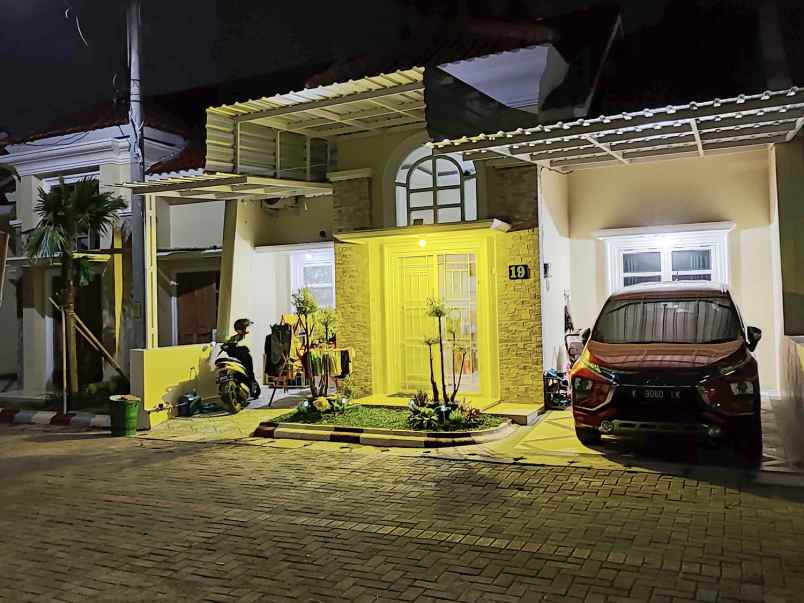 dijual rumah perumahan griya tentrem
