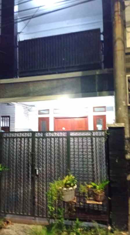 dijual rumah perumahan pejuang pratama