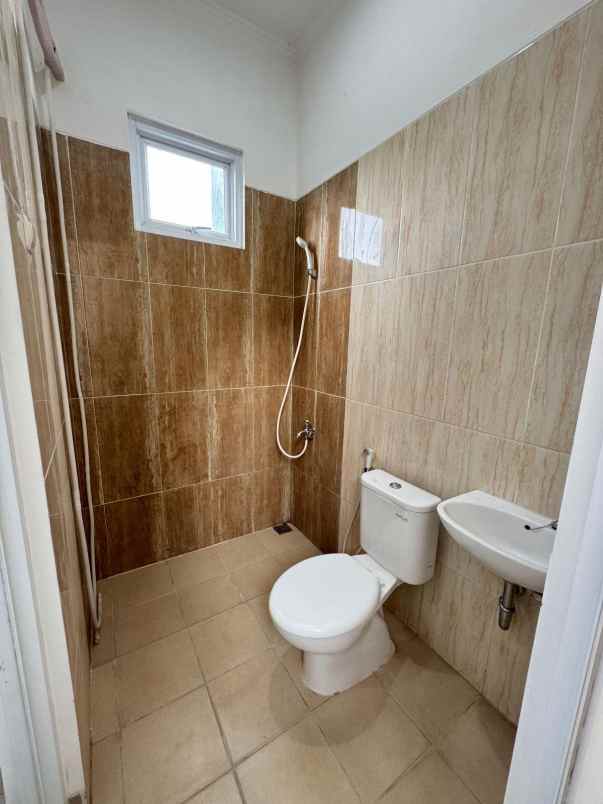 dijual rumah perumahan prima harapan