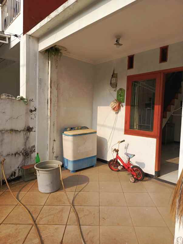 dijual rumah perumahn pulo permatasari