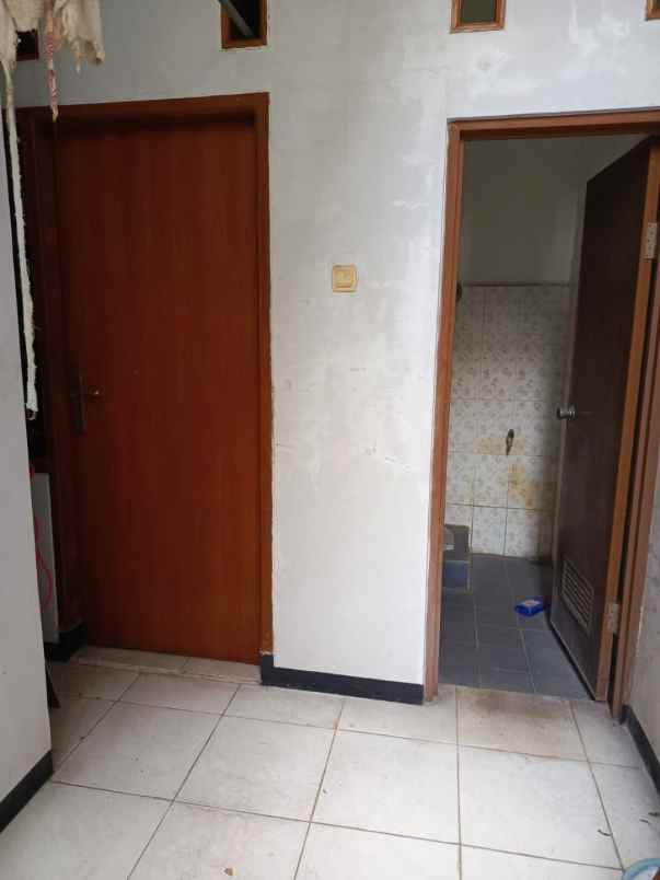 dijual rumah perumahn pulo permatasari