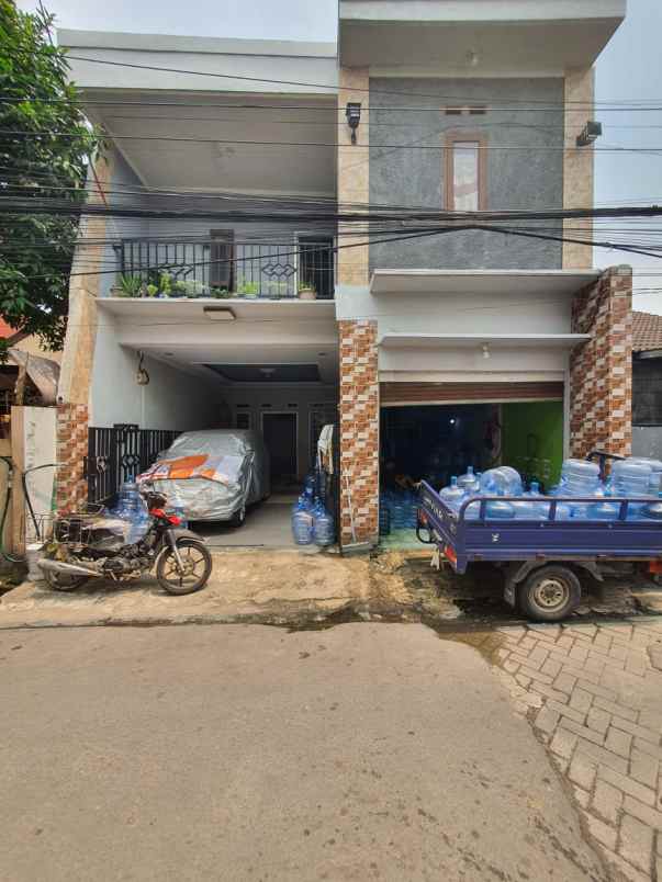 dijual rumah pondok aren