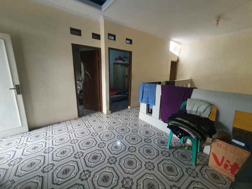 dijual rumah pondok aren