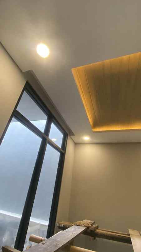 dijual rumah pondok bambu