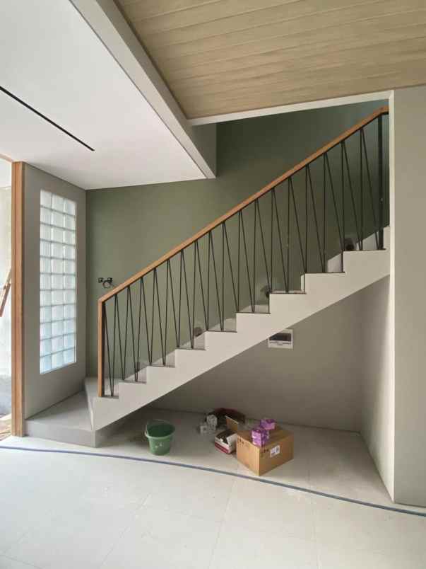 dijual rumah pondok bambu