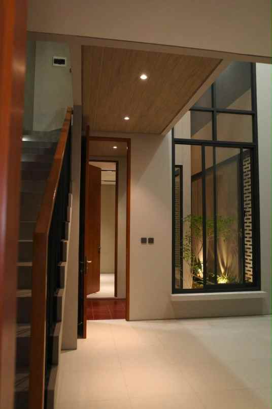 dijual rumah pondok bambu