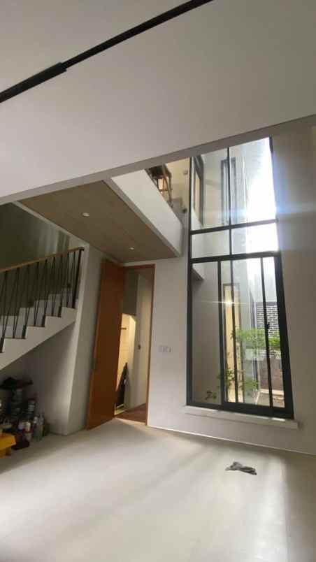 dijual rumah pondok bambu