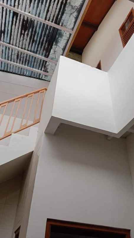 dijual rumah pondok hijau