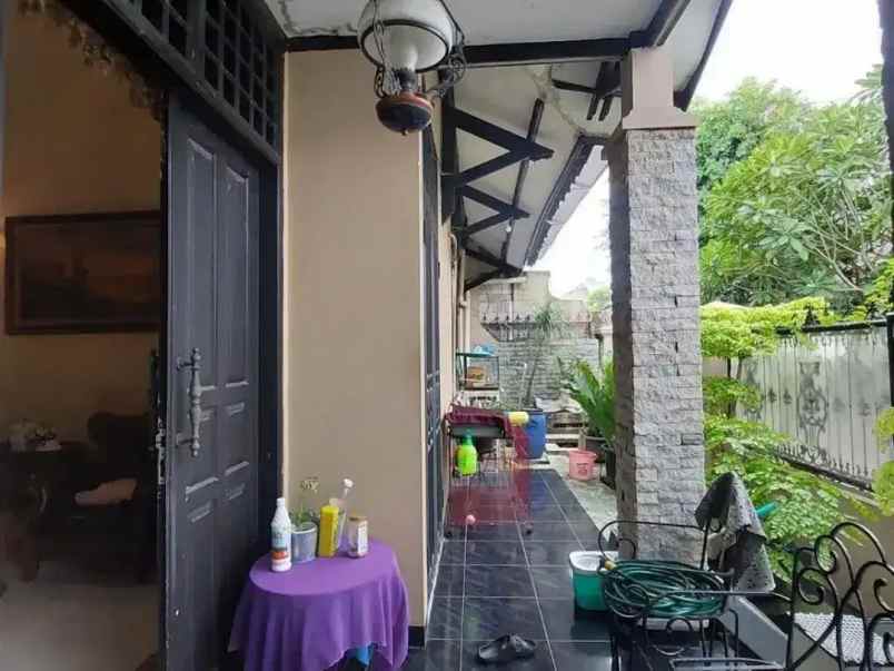 dijual rumah pondok kopi