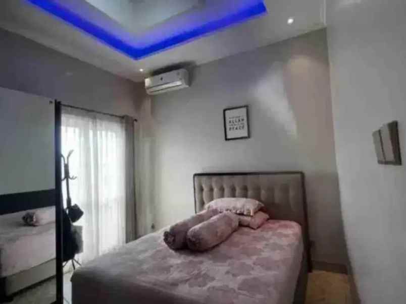 dijual rumah pondok kopi