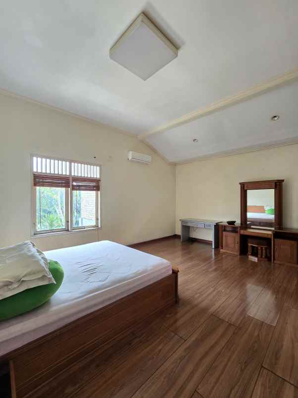 dijual rumah pondok kopi jaktim