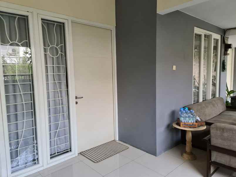 dijual rumah pondok nirwana rungkut