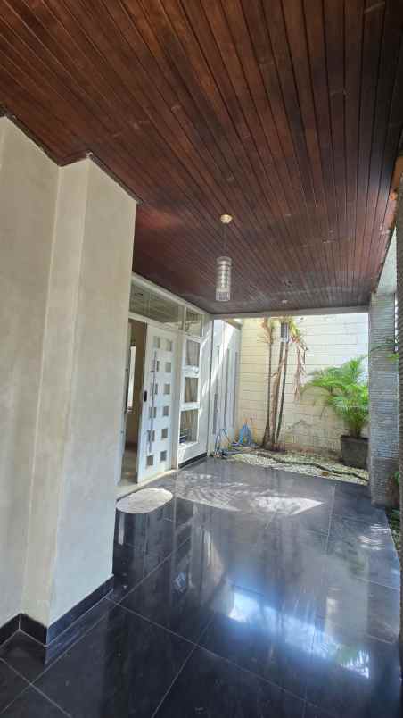 dijual rumah pudak ketabang