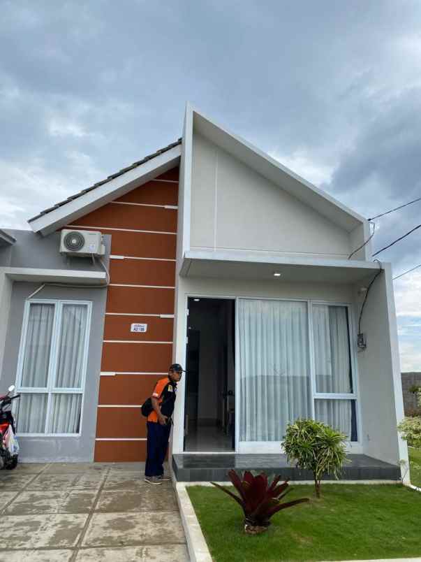 Rumah Baru Concept Modern Di Lokasi Strategis Dekat Harapan Indah Bks
