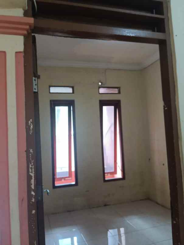 dijual rumah puri cendana
