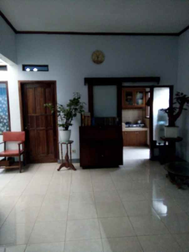 dijual rumah puri cipageran
