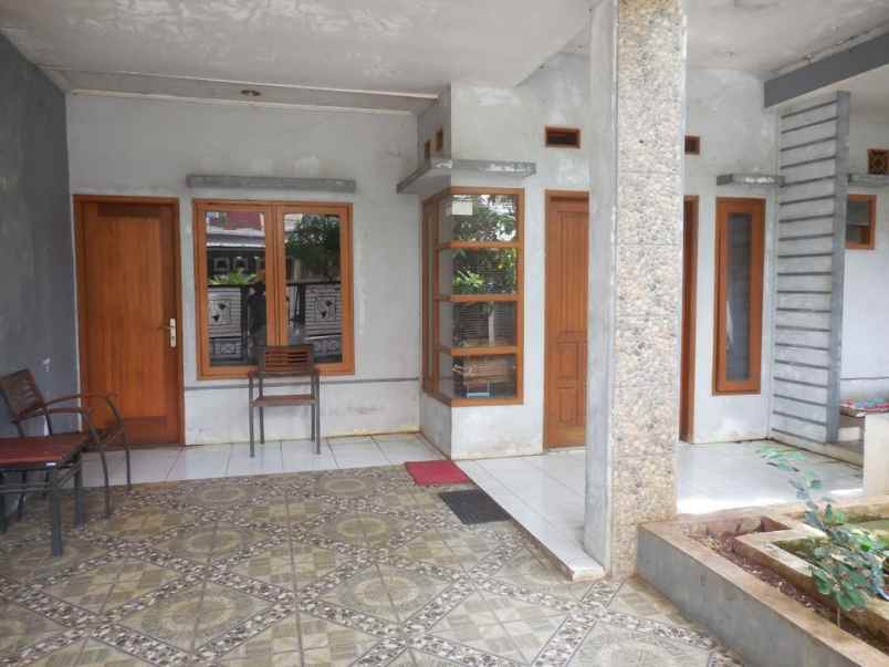 dijual rumah puri gading blok pgur no