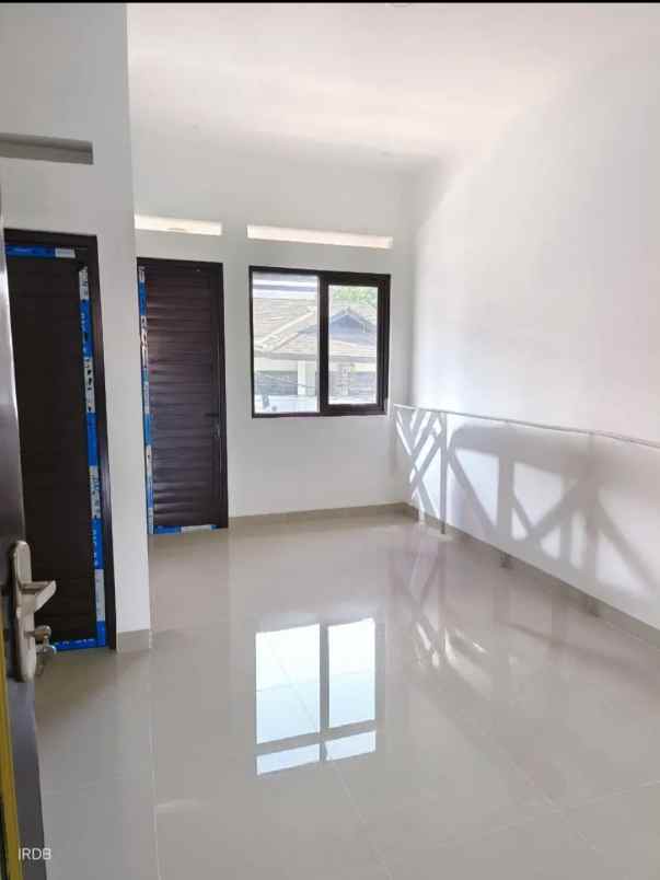 dijual rumah rajamantri turangga buah batu