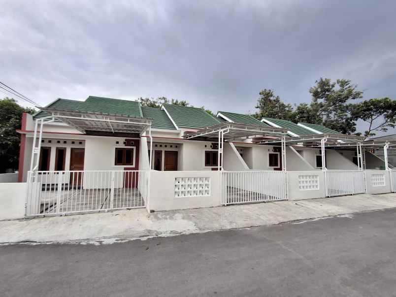 dijual rumah randugunting tamanmartani