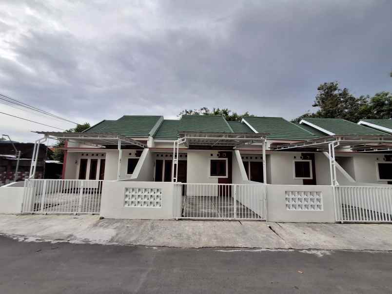 dijual rumah randugunting tamanmartani