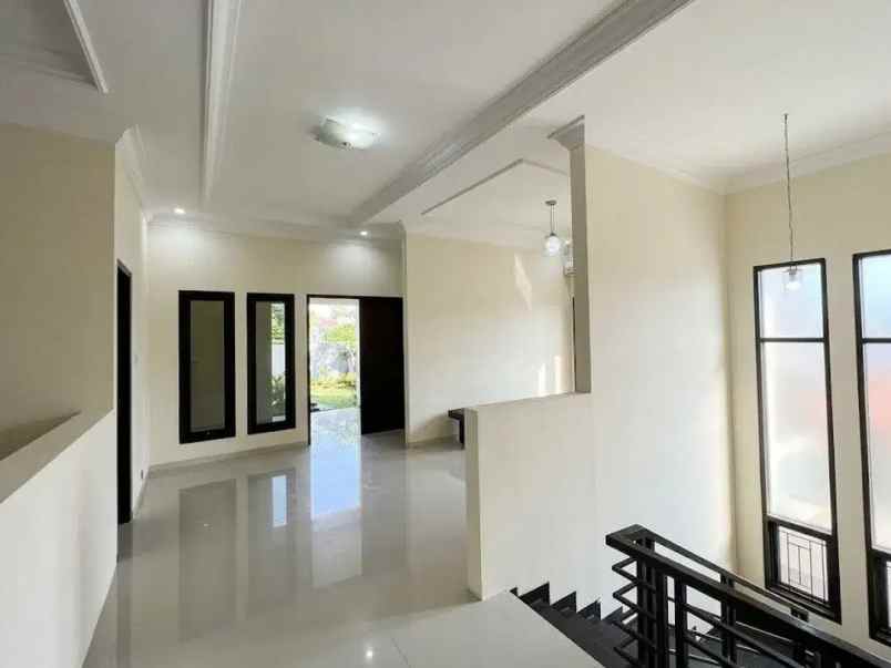 dijual rumah rawamangun
