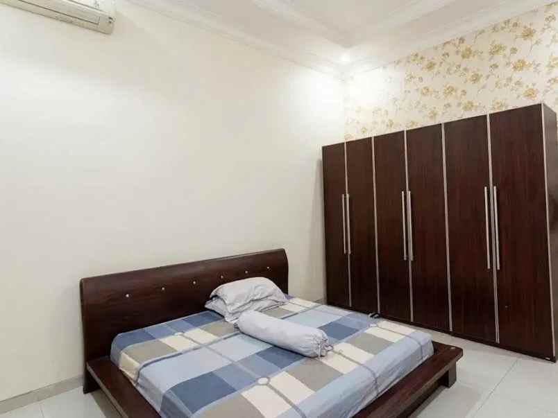 dijual rumah rawamangun