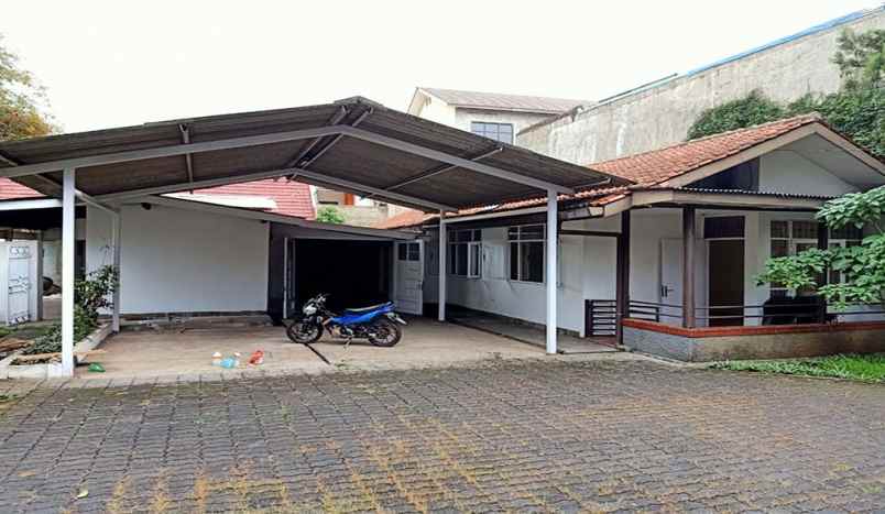 dijual rumah riau martadinata