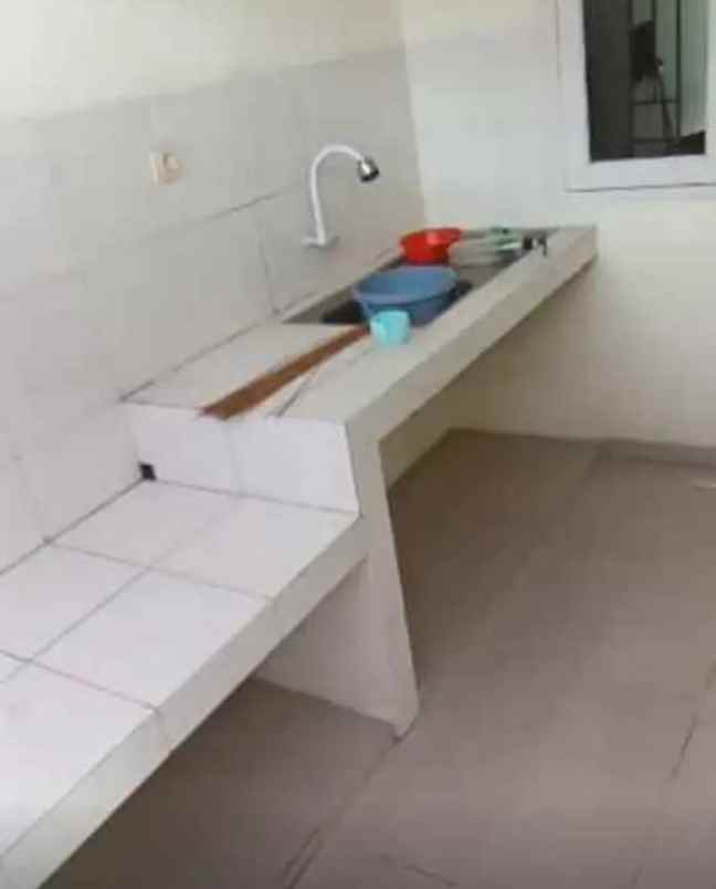 dijual rumah rt 4 rw 4 ciparigi utara