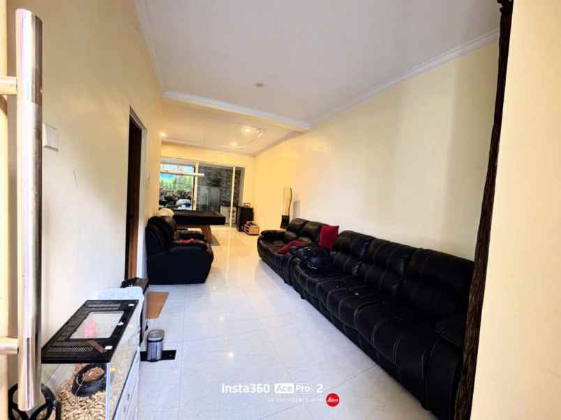 dijual rumah rumah graha indah gayung