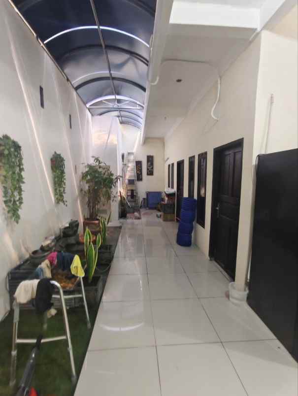 dijual rumah rungkut asri