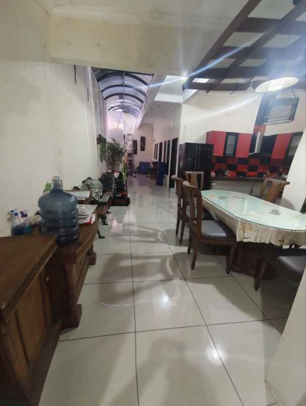 dijual rumah rungkut asri