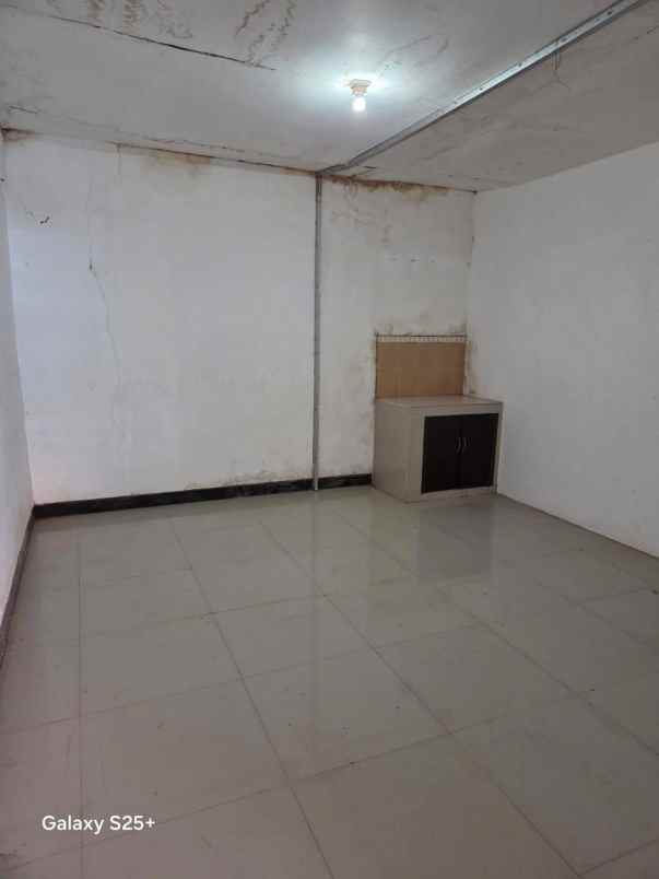 dijual rumah rungkut asri